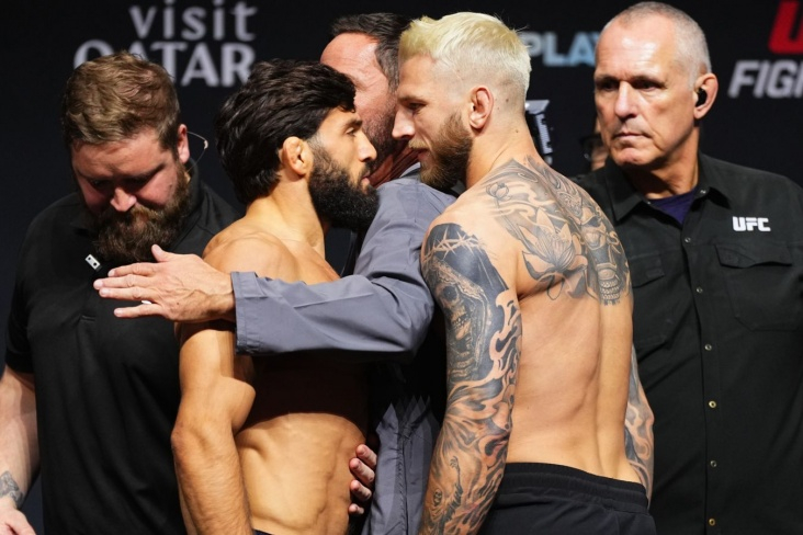 UFC Fight Night 265 Арман Царукян &mdash; Дэн Хукер